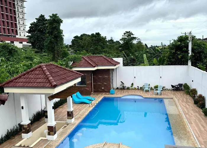 De Ciudad Villa *
